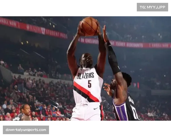 霍勒迪助攻能力支撑开拓者进攻体系运转 霍勒迪助攻能力支撑开拓者进攻体系运转